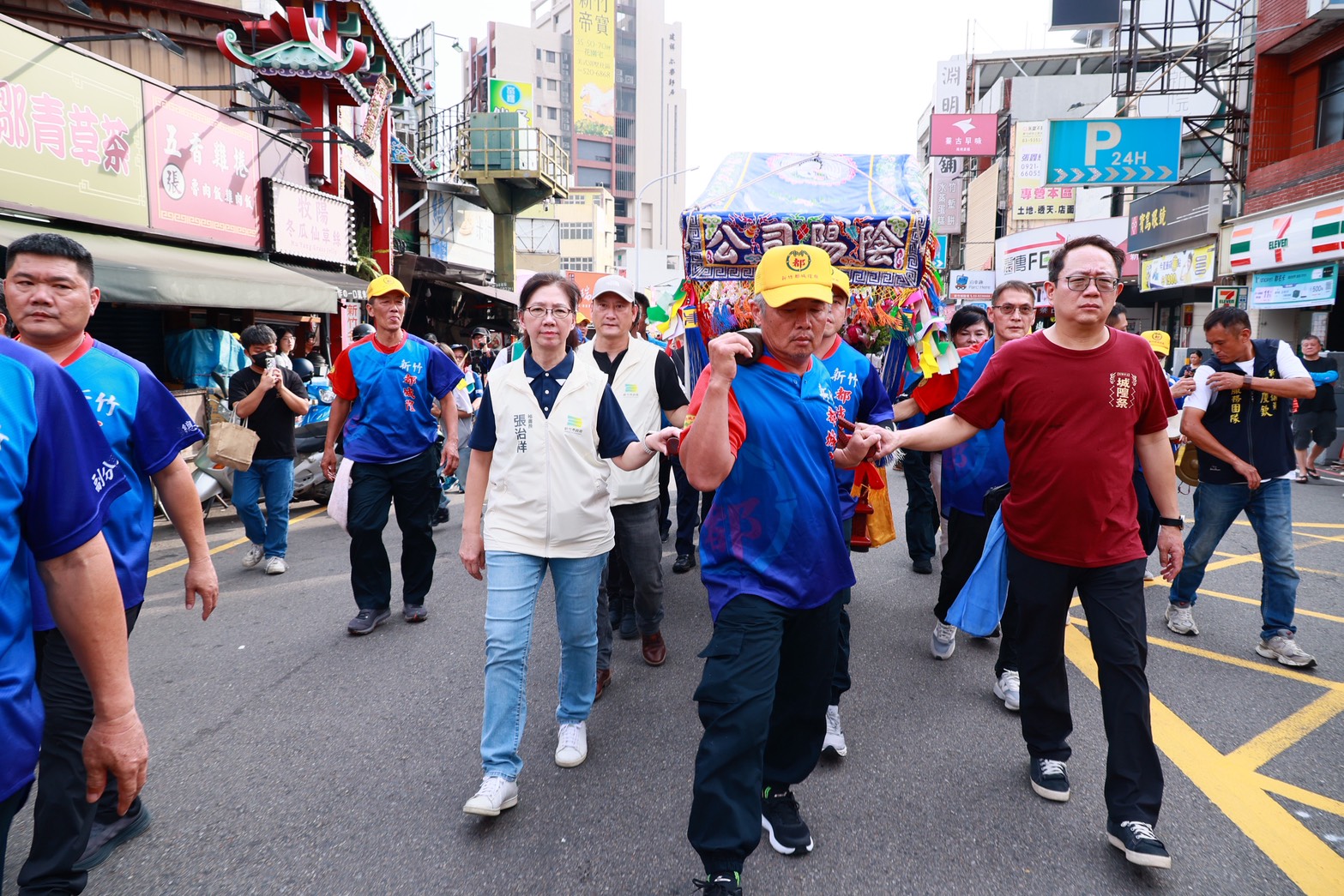 2026竹塹中元城隍祭「夯枷解厄」登場！2,500名大小信眾虔心祈福消災納福